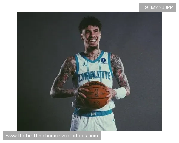 拉梅洛·鲍尔通过无球跑动提高三分命中率显著领先全队