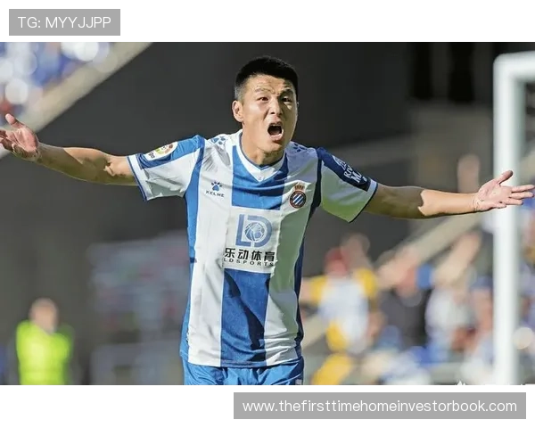 武磊家冰箱里塞满西甲火腿，邻居以为他开熟食店